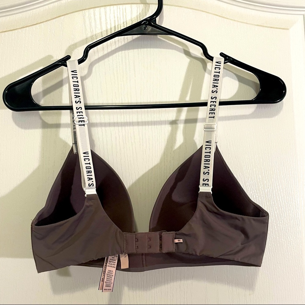 Victoria’s Secret Wireless T-Shirt Bra